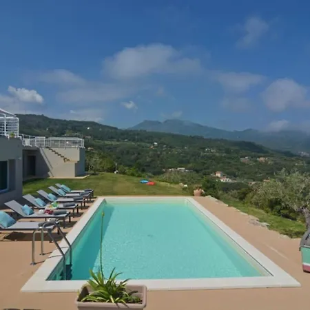 Superb Modern With Magnificent Sea Views