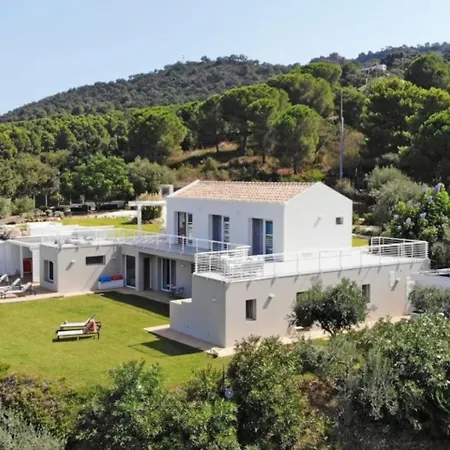 Villa Superb Modern With Magnificent Sea Views