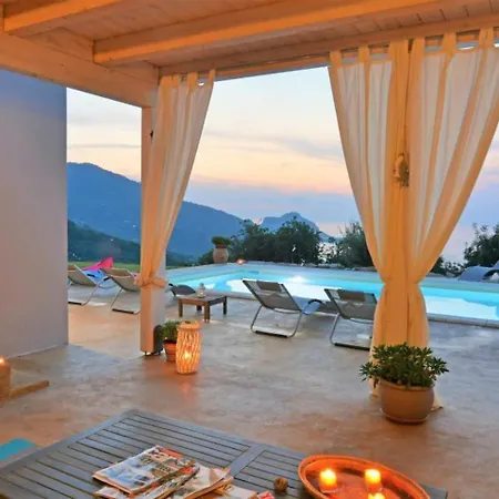 Villa Superb Modern With Magnificent Sea Views